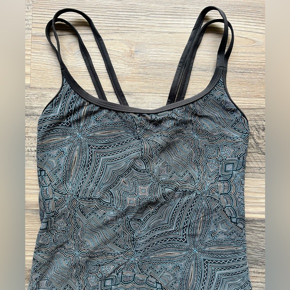 Carve Designs Women’s Beacon One Piece Swim,
Kima Geometric Pattern Print- L - Picture 4 of 11